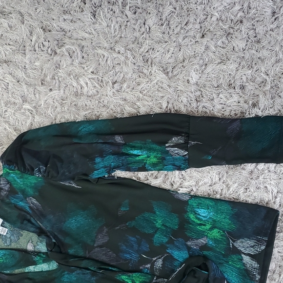 Veronica M tie neck stretch blouse - Picture 4 of 5